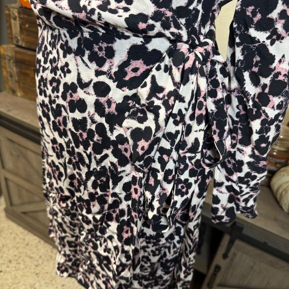 Diane Von Furstenberg Floral Wrap Midi Dress Long Sleeve  Sz S Classic Designer - Picture 6 of 9